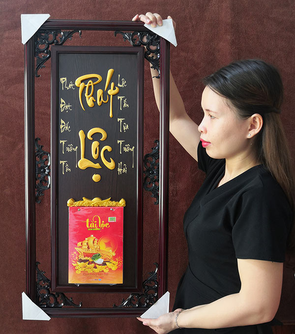 lich go treo tuong Kh&aacute;ch H&agrave;ng 